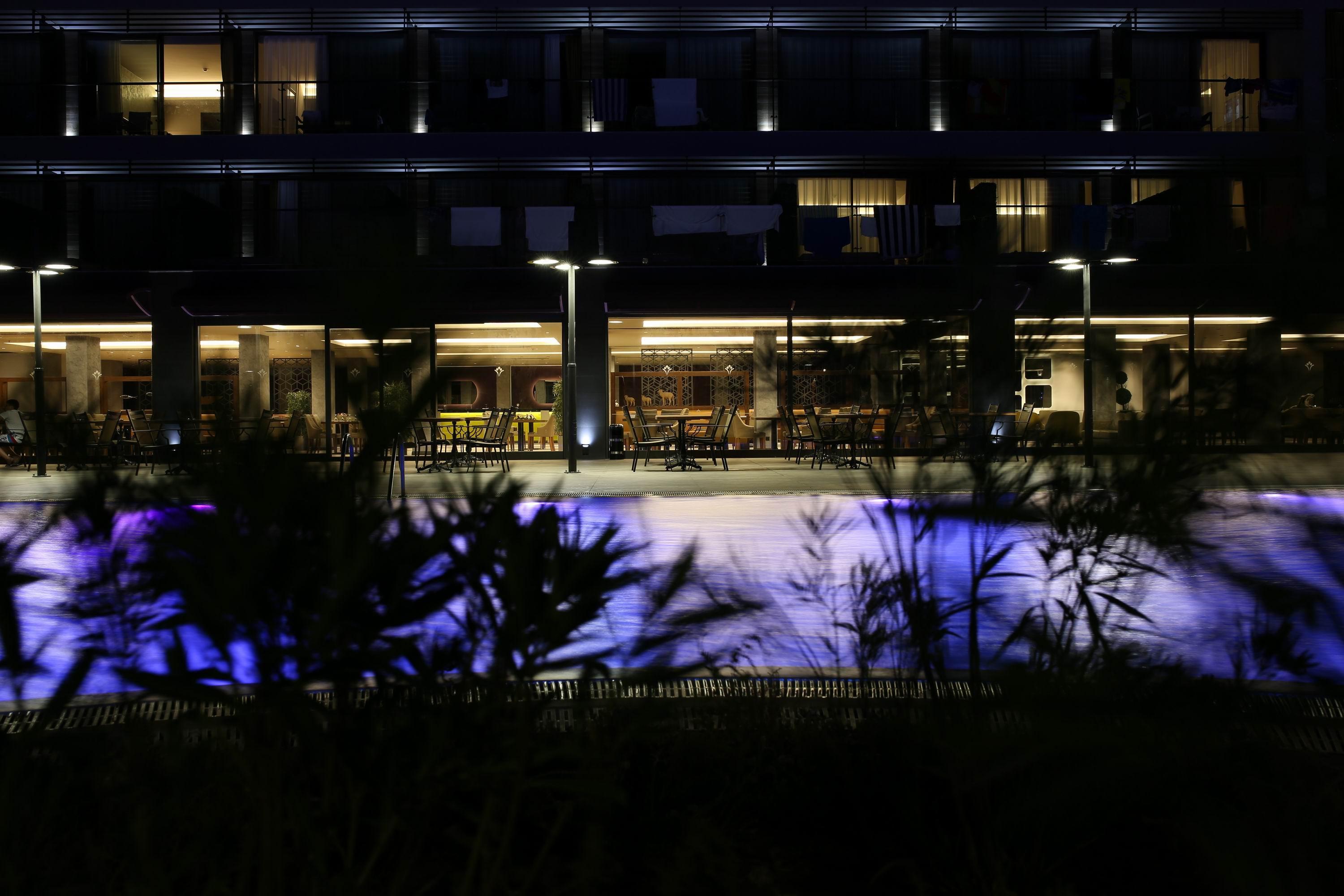 Mirage World Hotel イチュメレール エクステリア 写真