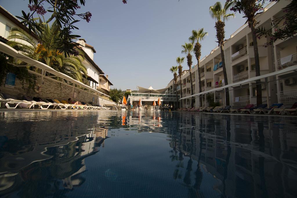 Mirage World Hotel イチュメレール エクステリア 写真